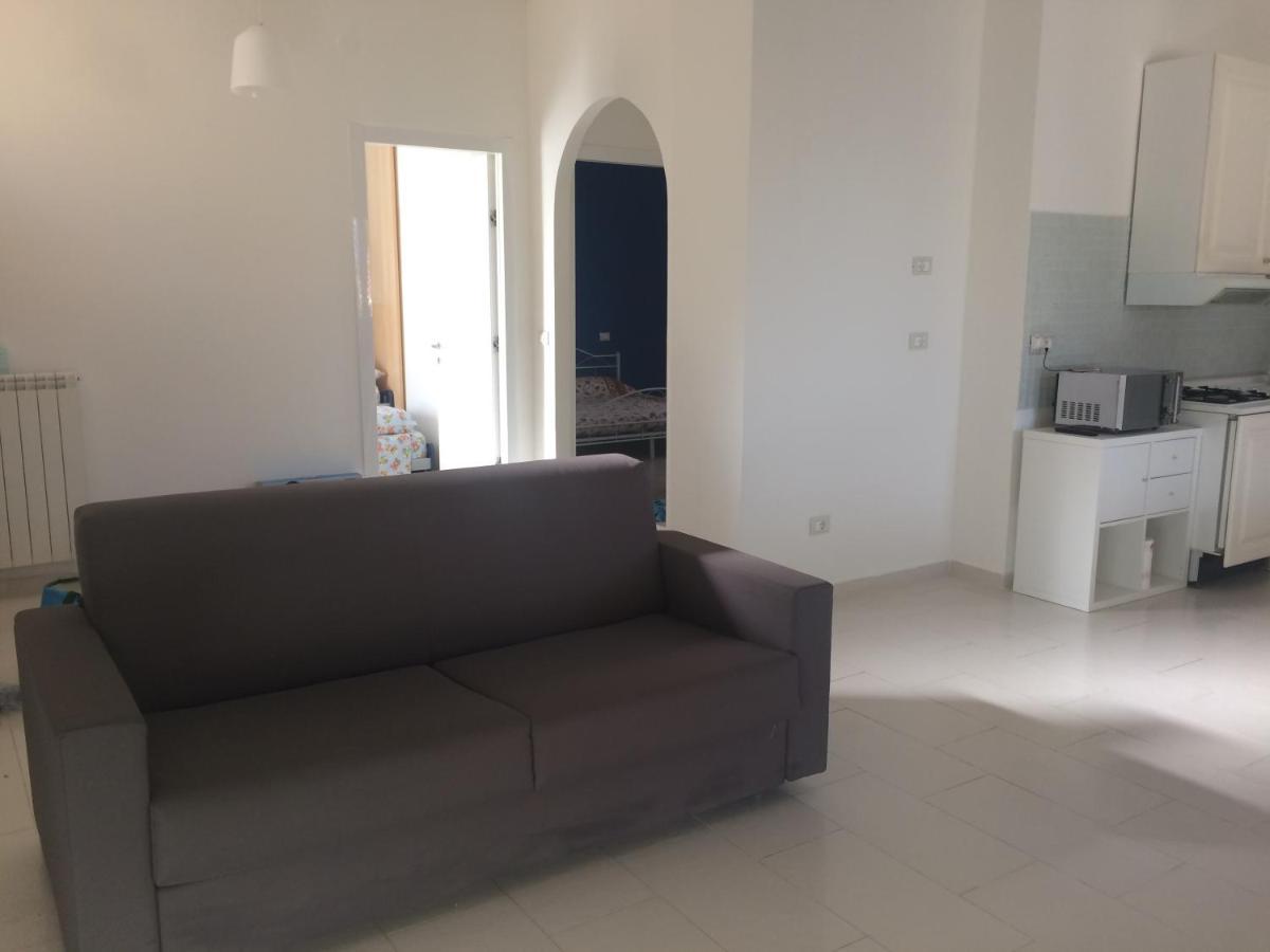 A Casa Di Nonna Luciana - Trilocale Con Giardino Apartment เชริอาเล ภายนอก รูปภาพ